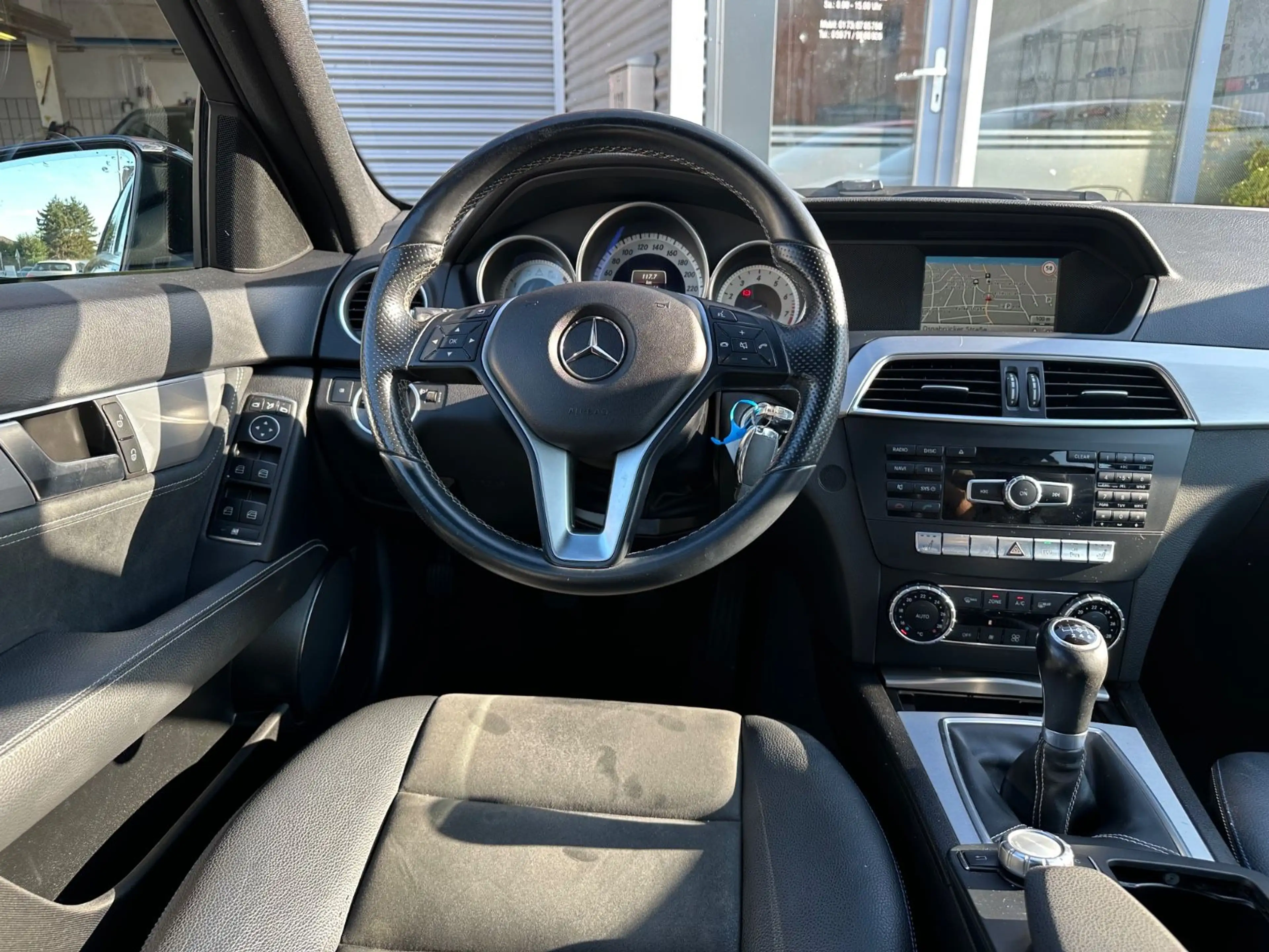 Mercedes-Benz C 180 T-Modell CGI Edition*AMG*PDC*NAVI*SHZ* — photo 11
