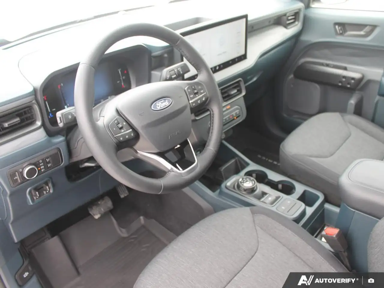 Ford Maverick снимка Ford Maverick