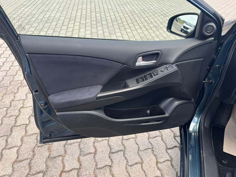 Honda Civic 1.8 i-VTEC Sport — photo 21
