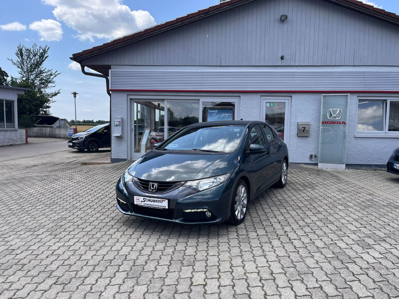 Honda Civic 1.8 i-VTEC Sport — photo 23