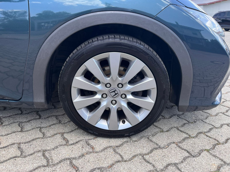 Honda Civic 1.8 i-VTEC Sport — photo 5