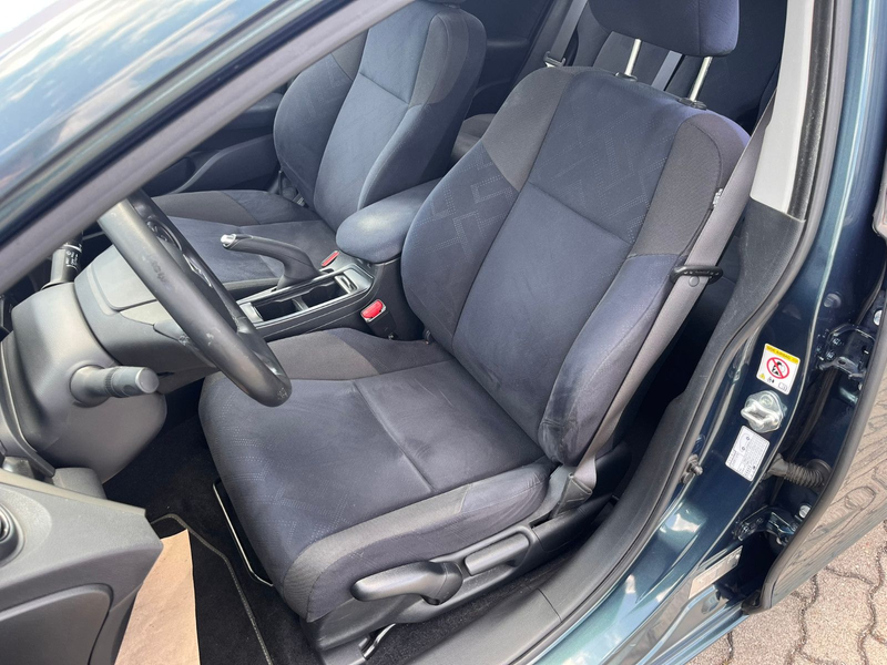 Honda Civic 1.8 i-VTEC Sport — photo 20