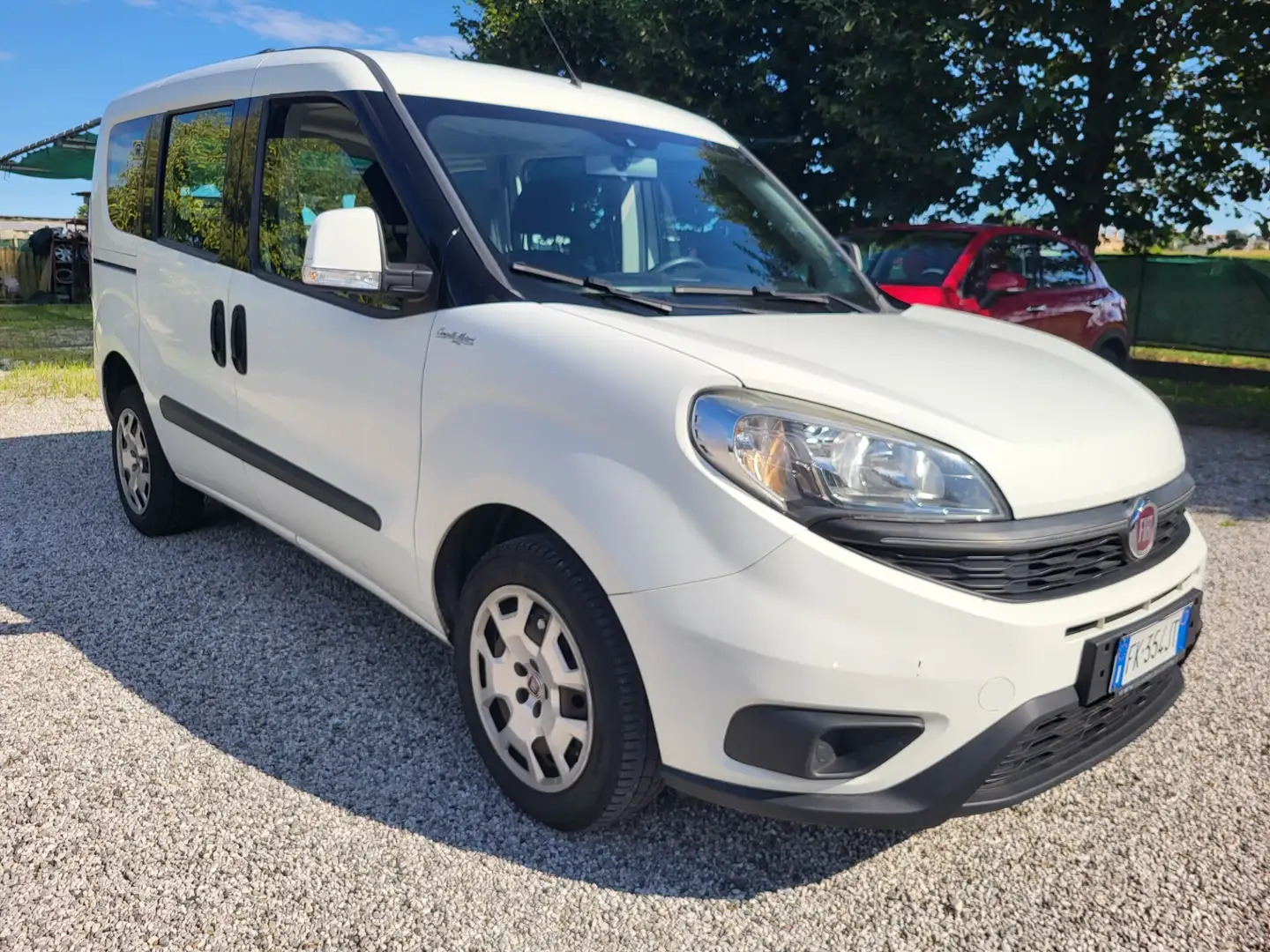 Fiat Doblo Doblò 1.6 MJT 16V 120CV Easy Bílá - 2
