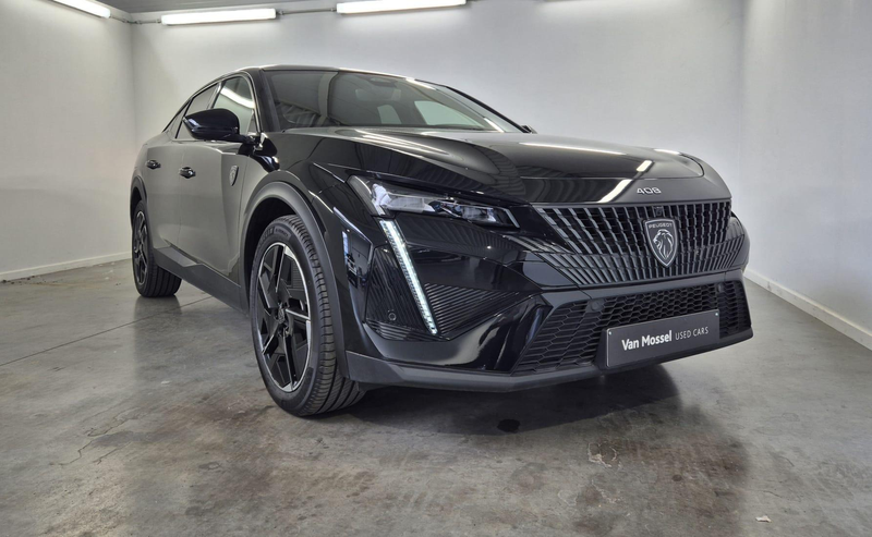 Peugeot 408 e-408 210 GT — photo 3