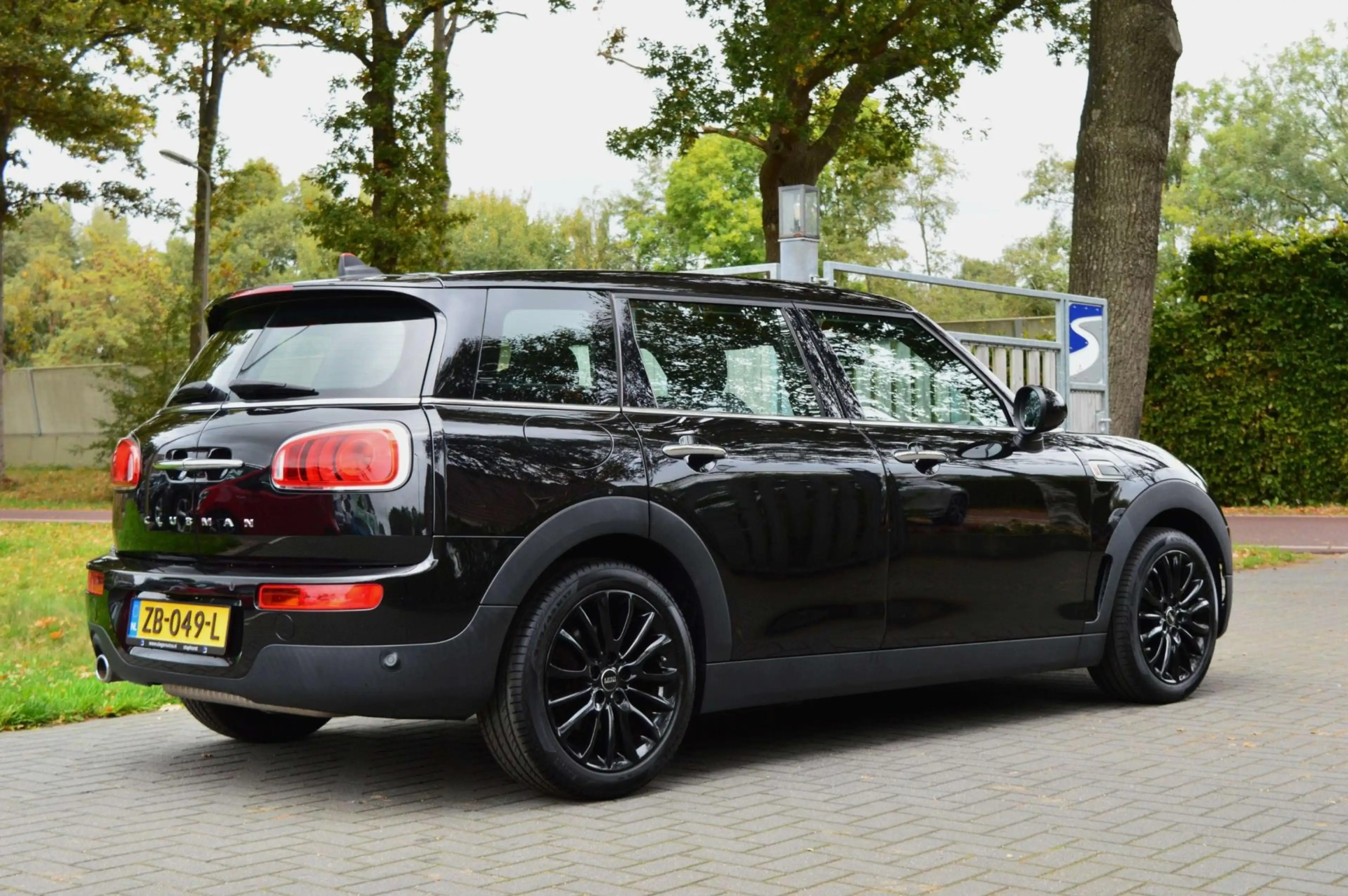 MINI Cooper Clubman Mini 1.5 (136 pk) | Automaat | LED | Navi — photo 4