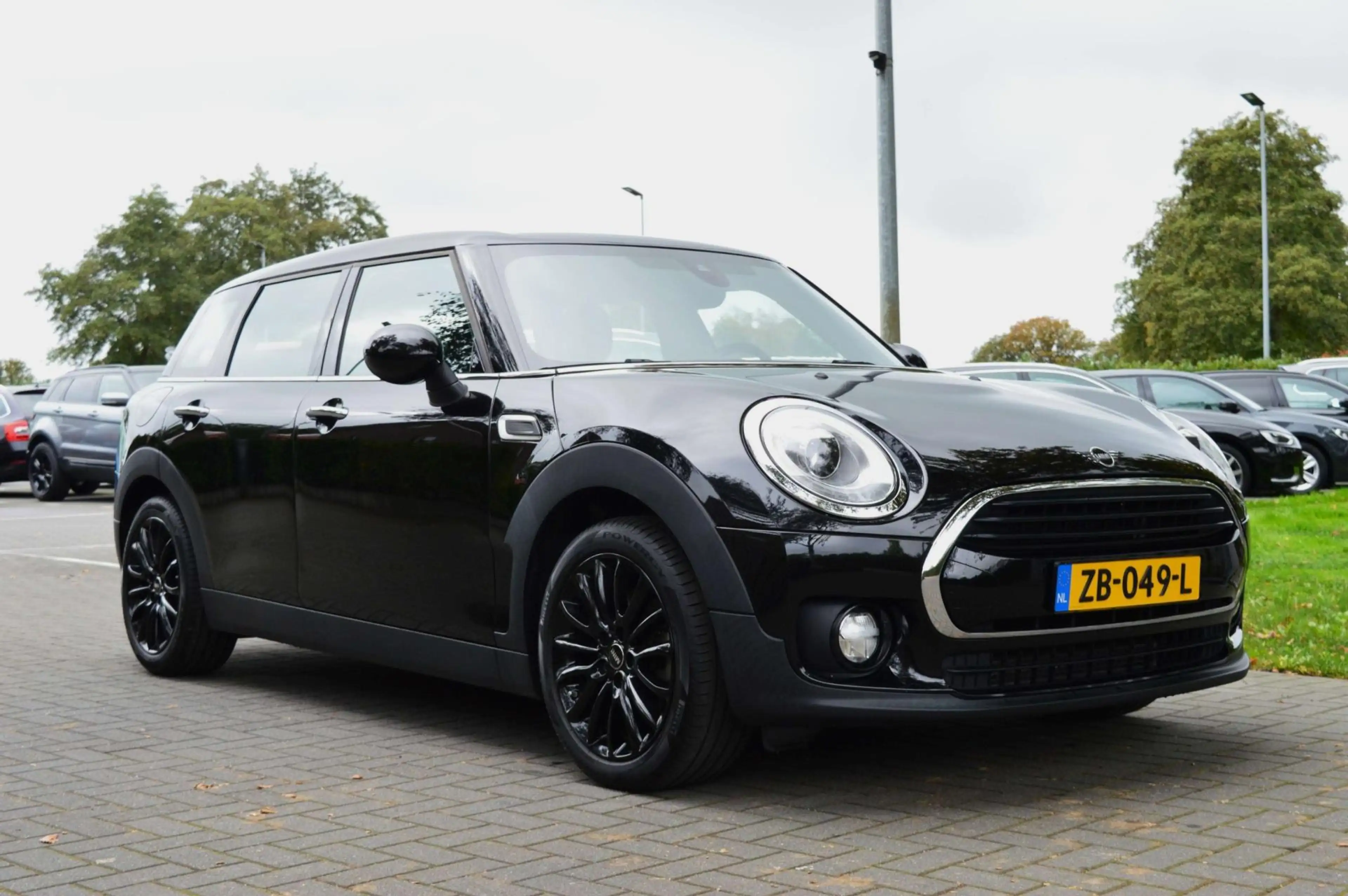 MINI Cooper Clubman Mini 1.5 (136 pk) | Automaat | LED | Navi — photo 3