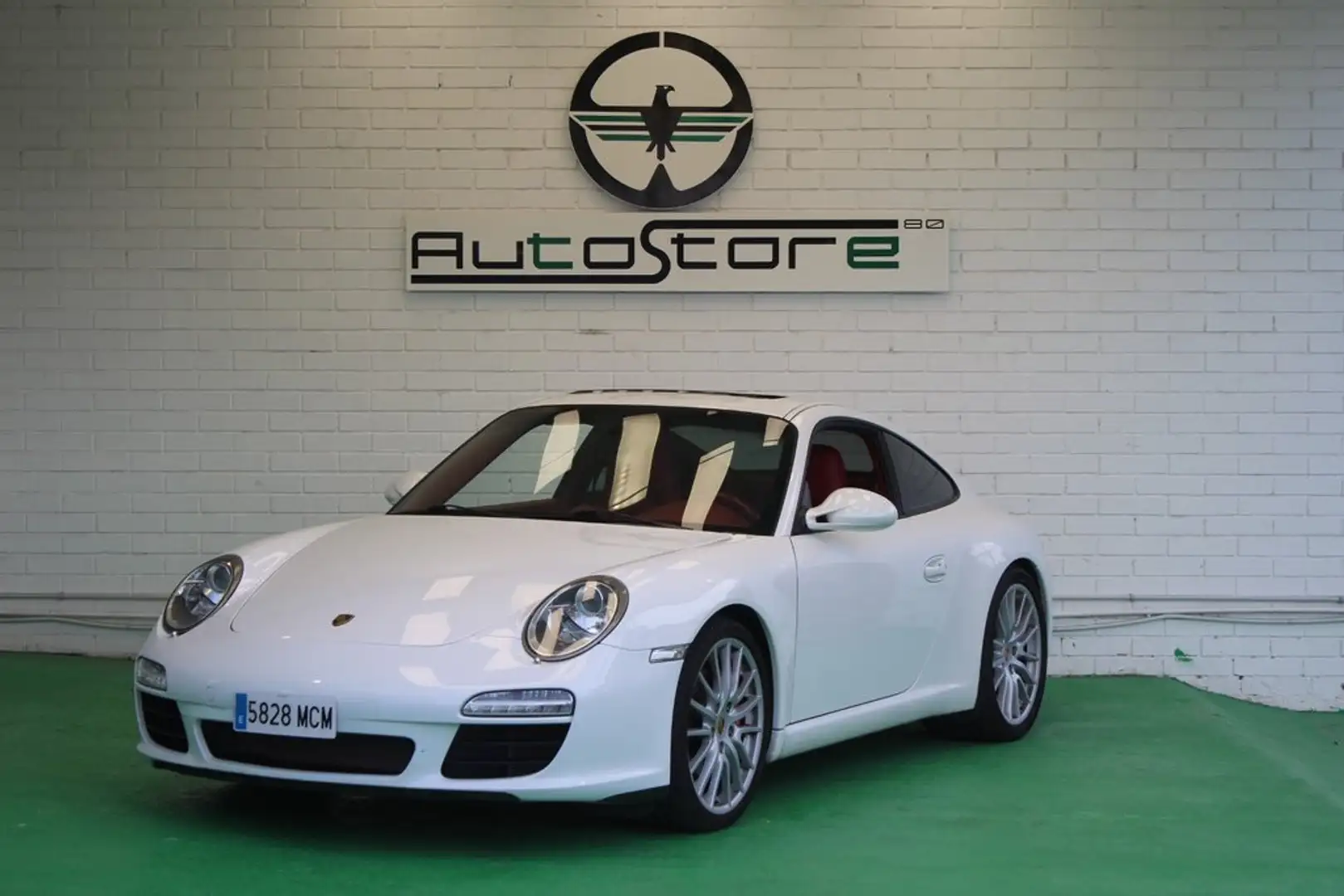 Porsche 911 Carrera S Coupé Weiß - 1