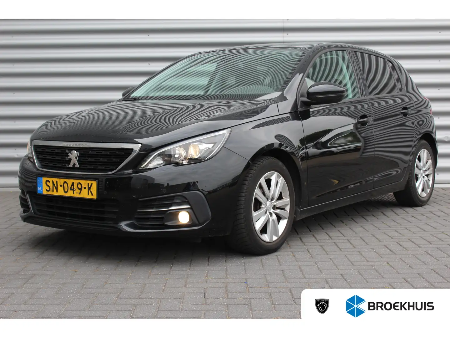 Peugeot 308 1.2 PURETECH 110PK BLUE LEASE EXECUTIVE / NAVI / L Negro - 1