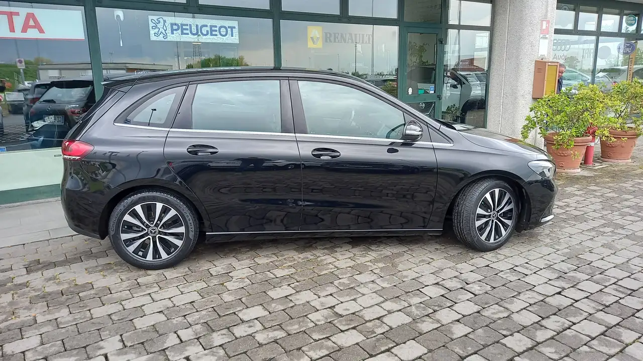 2020 Mercedes-Benz B 180 Classe B 180 d Business Extra auto, photograph 6