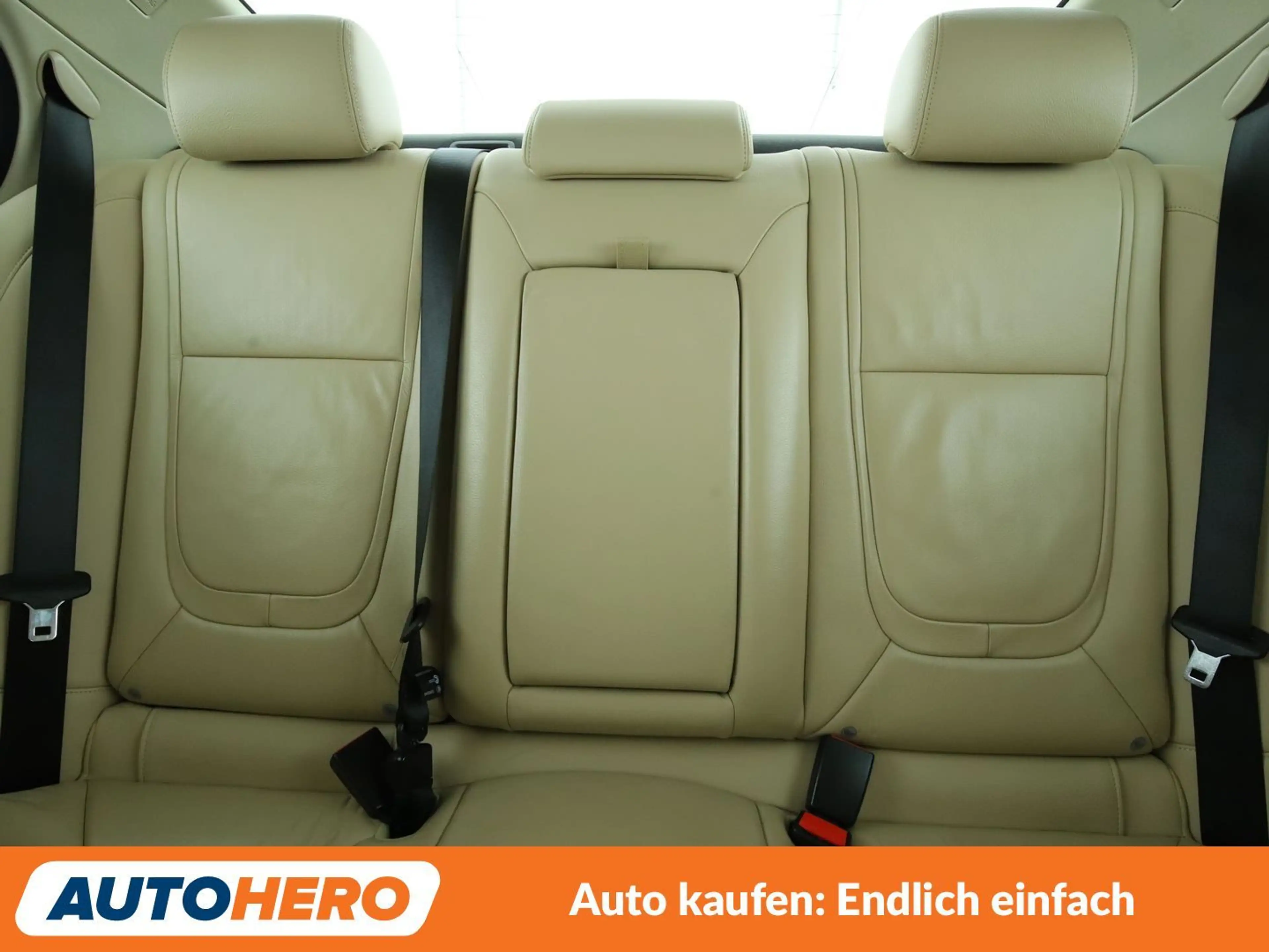 Jaguar XF 2.2 D*NAVI*TEMPO*CAM*PDC*SHZ*ALU*PANO*KLIMA* — photo 15