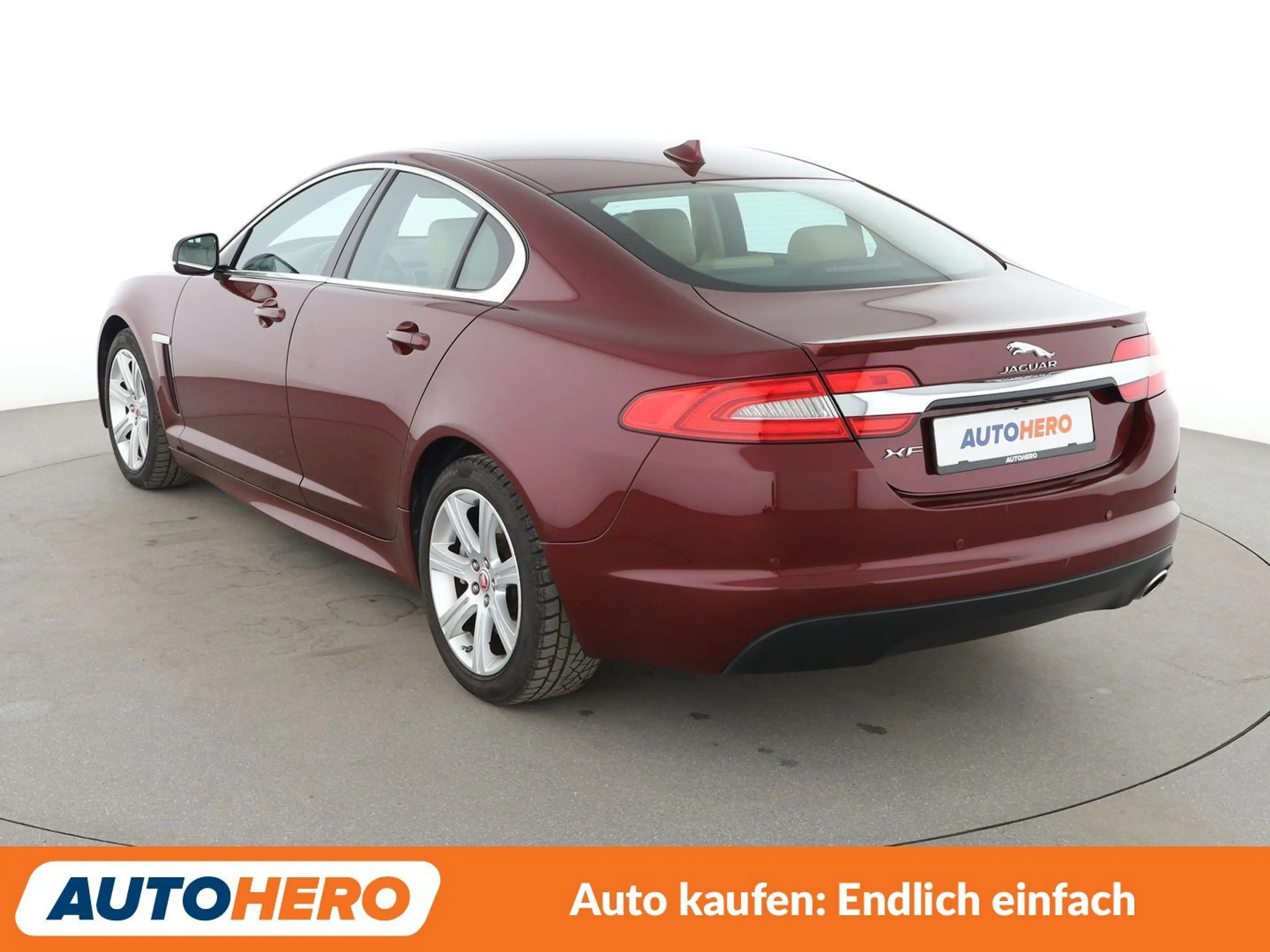 Jaguar XF 2.2 D*NAVI*TEMPO*CAM*PDC*SHZ*ALU*PANO*KLIMA* — photo 4