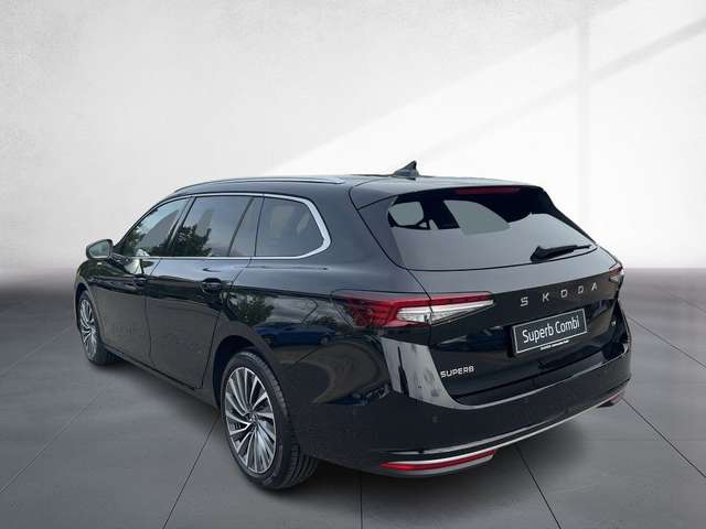 Skoda Superb Combi L&K 1,5 TSI iV DSG AHZV ACC LEDER