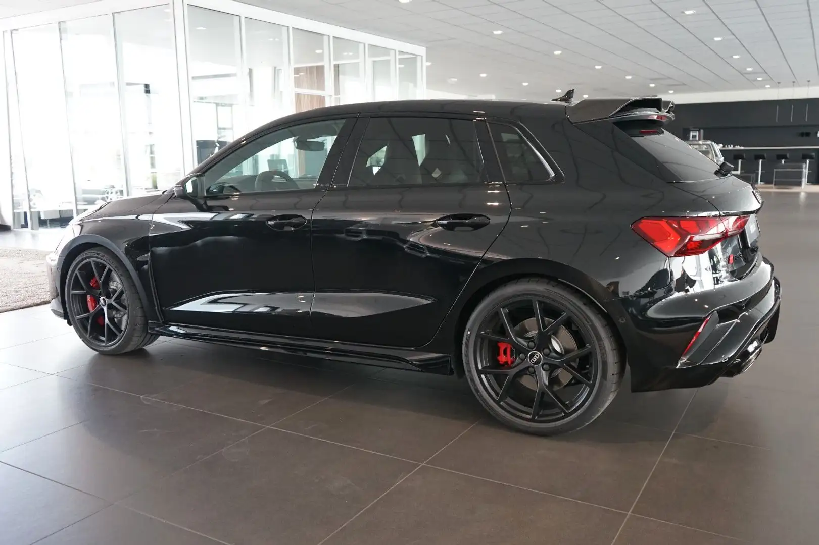 Audi RS3 Sportback | Schalensitze | Carbon | FACELIFT Schwarz - 2