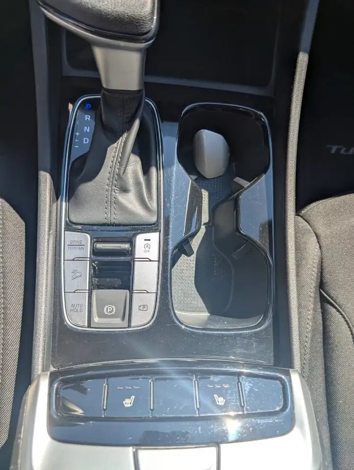 Hyundai TUCSON снимка Hyundai TUCSON