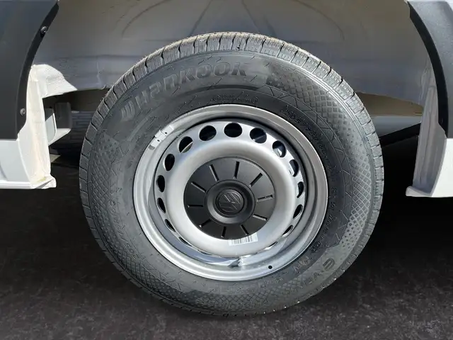 Volkswagen Crafter view 15