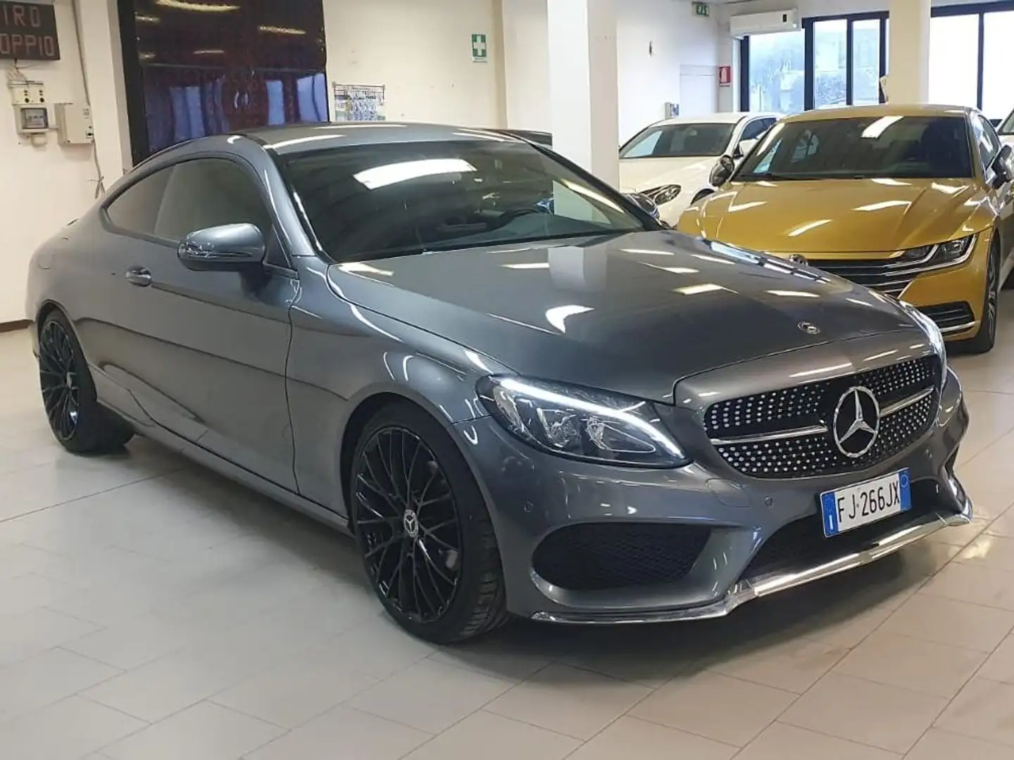 Mercedes-Benz C 220 Classe C-C205  Coupe d Premium Plus 4matic auto Grau - 1