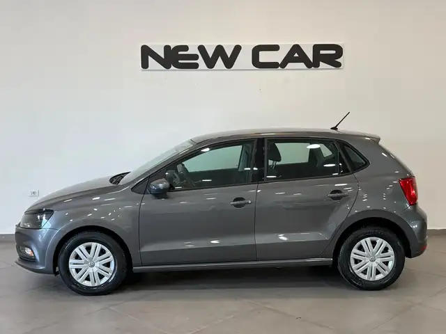 Volkswagen Polo view 5