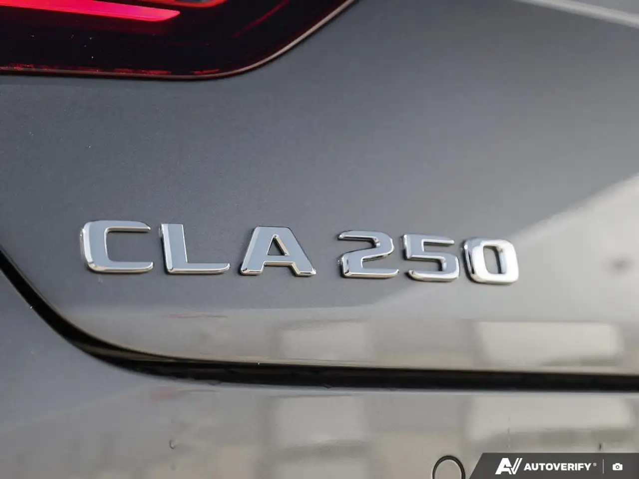 Mercedes-Benz CLA снимка Mercedes-Benz CLA
