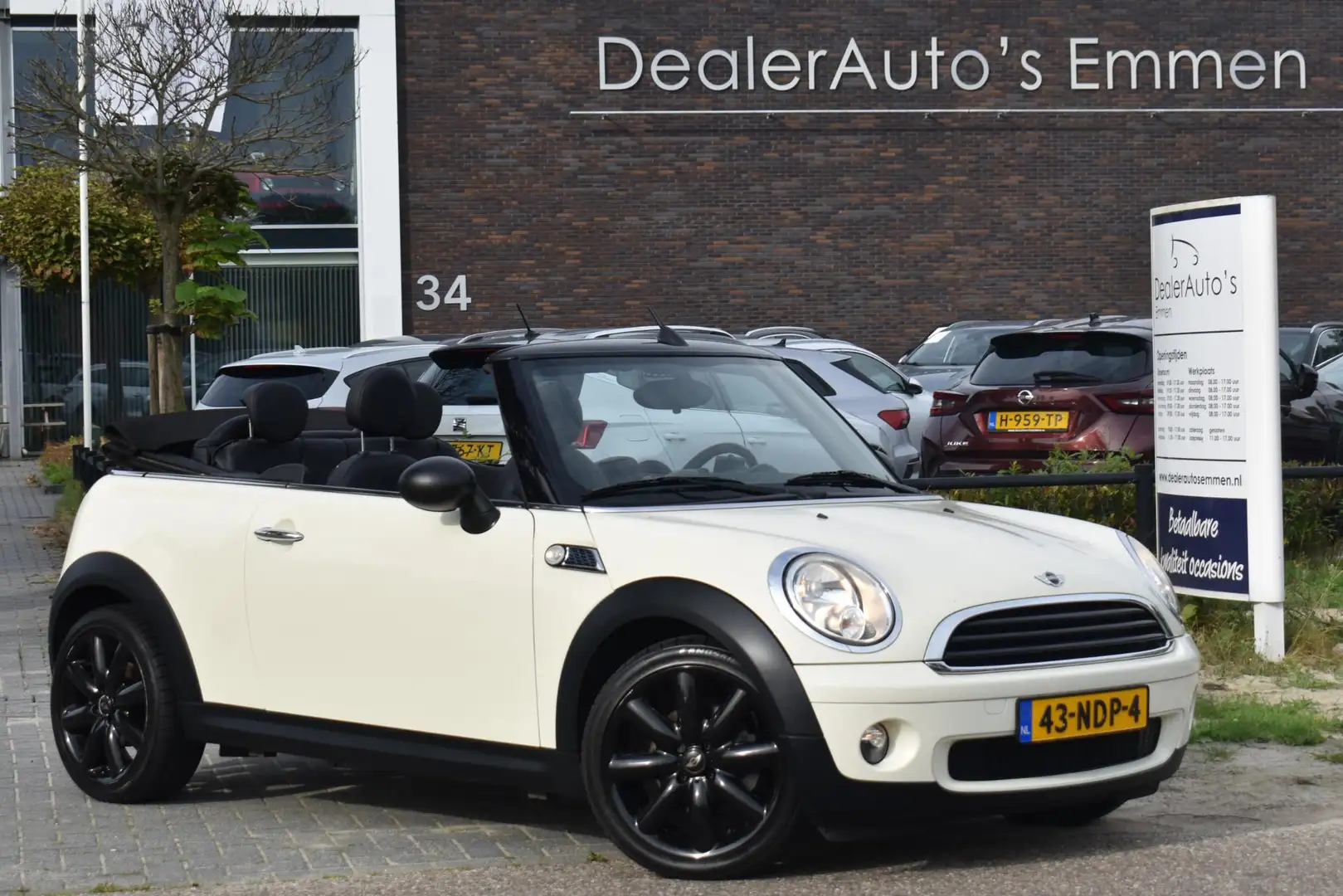 MINI One Cabrio 1.6 Anniversary 1E Eigenaar Weiß - 1