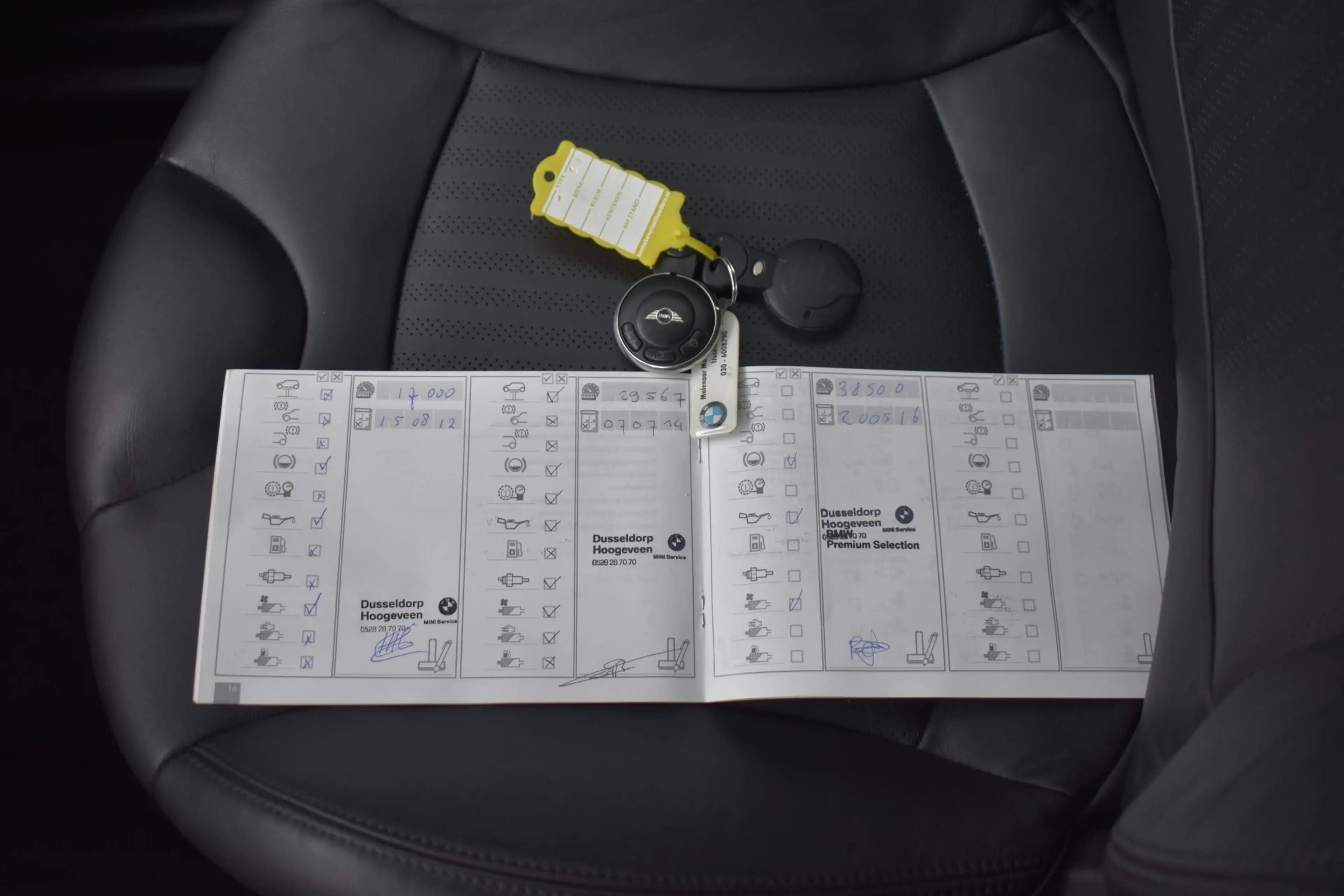 MINI One Cabrio 1.6 Anniversary 1E Eigenaar — photo 28