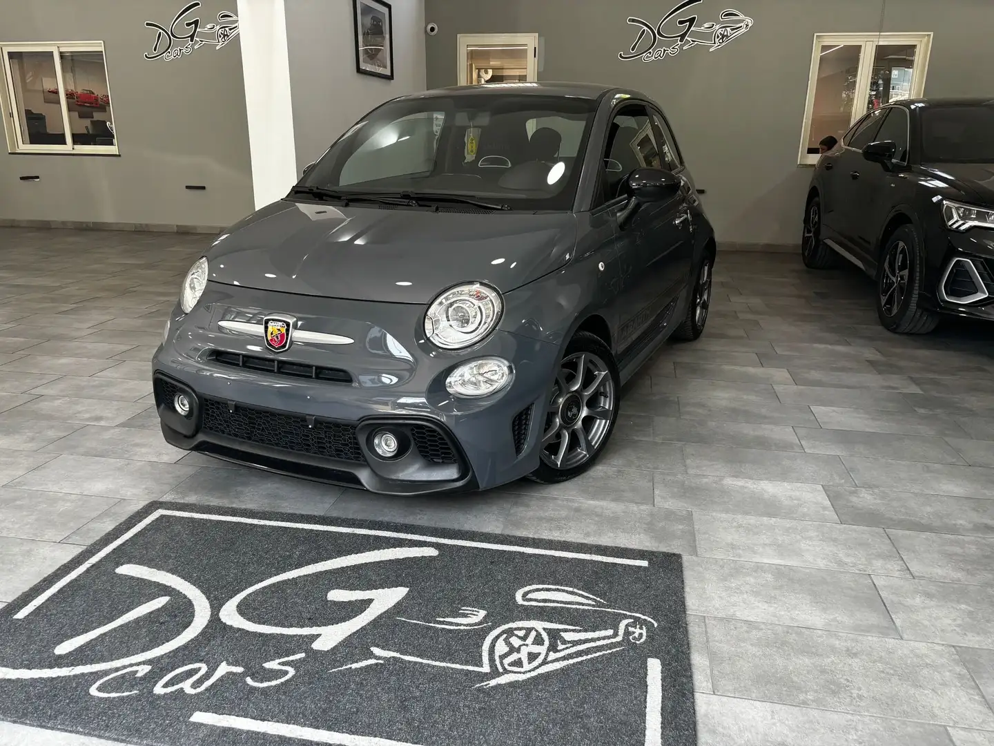 Abarth 595 70TH ANNIVERSARIO 1.4 TURBO T-JET BEATS-NAVI Grigio - 2