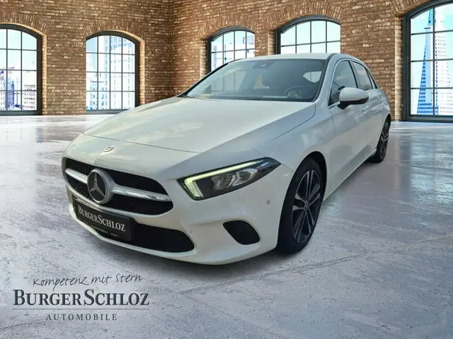 Mercedes-Benz A 180 Kam. KlimaA LED LM Navi PDC ParkAss SHZ