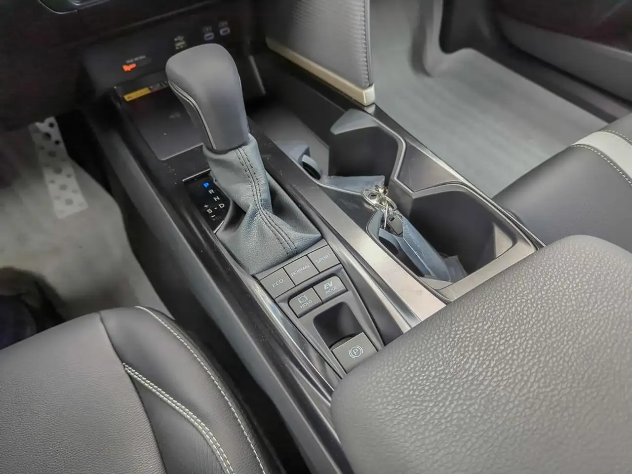 Toyota Camry снимка Toyota Camry