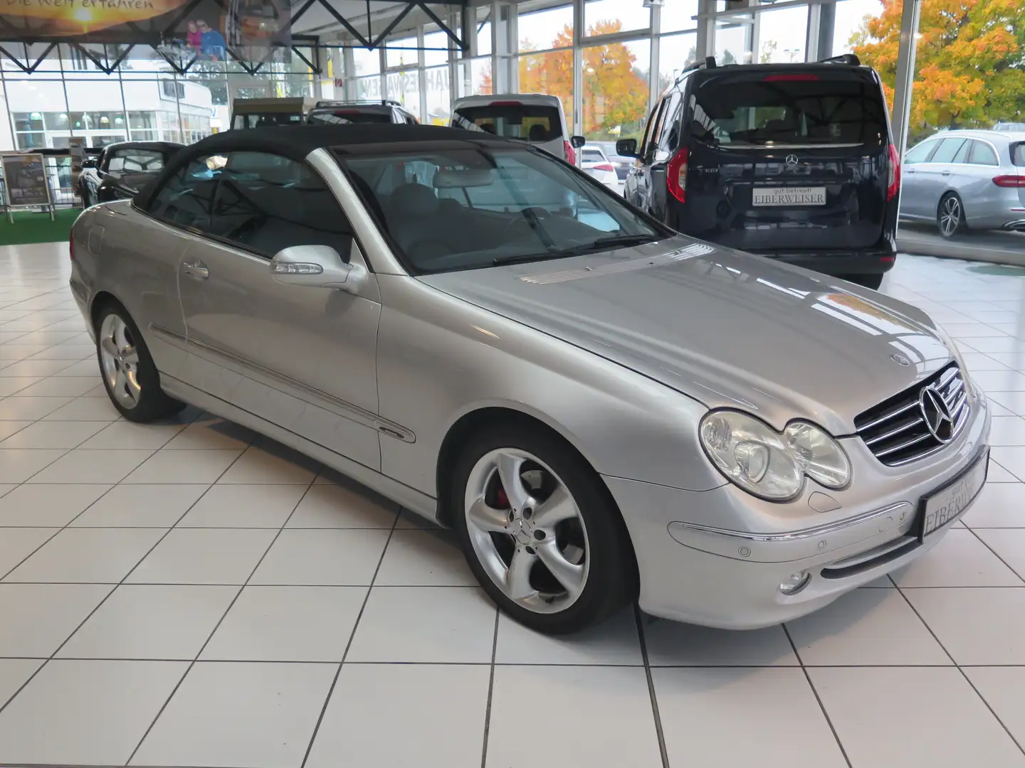 Mercedes-Benz CLK 200 Cabrio Avantgarde Bi-Xenon SHZ Memory Tempomat Zilver - 2