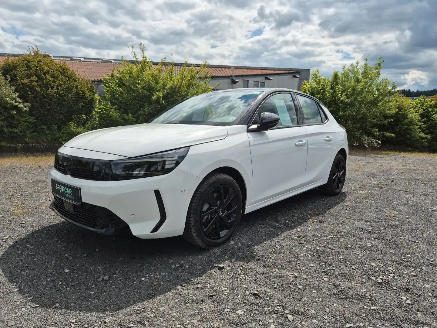 Opel Corsa GS Komfort  Tech-Paket  SHZ LHZ Wit - 2