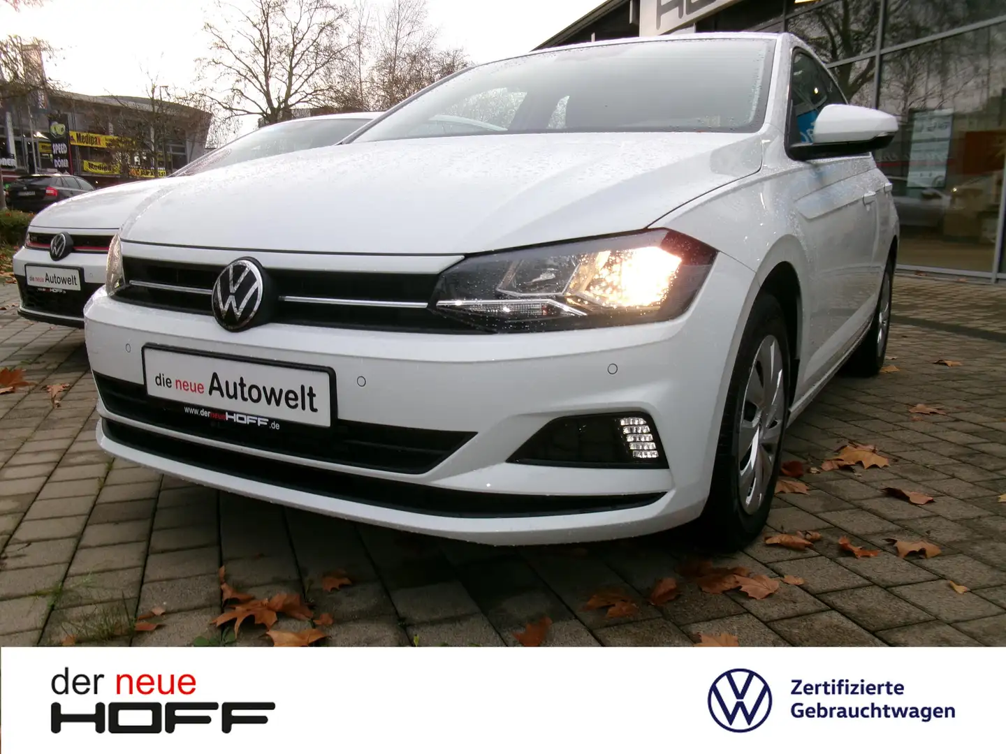 Volkswagen Polo 1.0 Comfortline Allwetter SHZ Klima PDC DAB+ Weiß - 1
