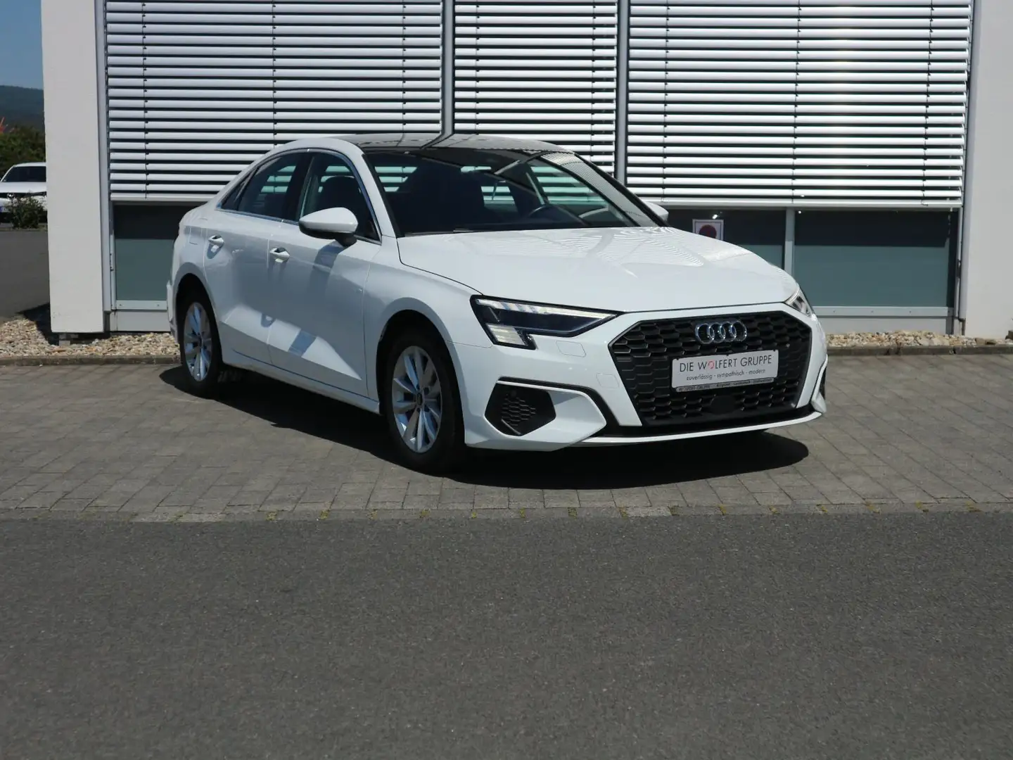 Audi A3 35 TDI Matrix*B&O*Pano*Carplay*SHZ Blanc - 2