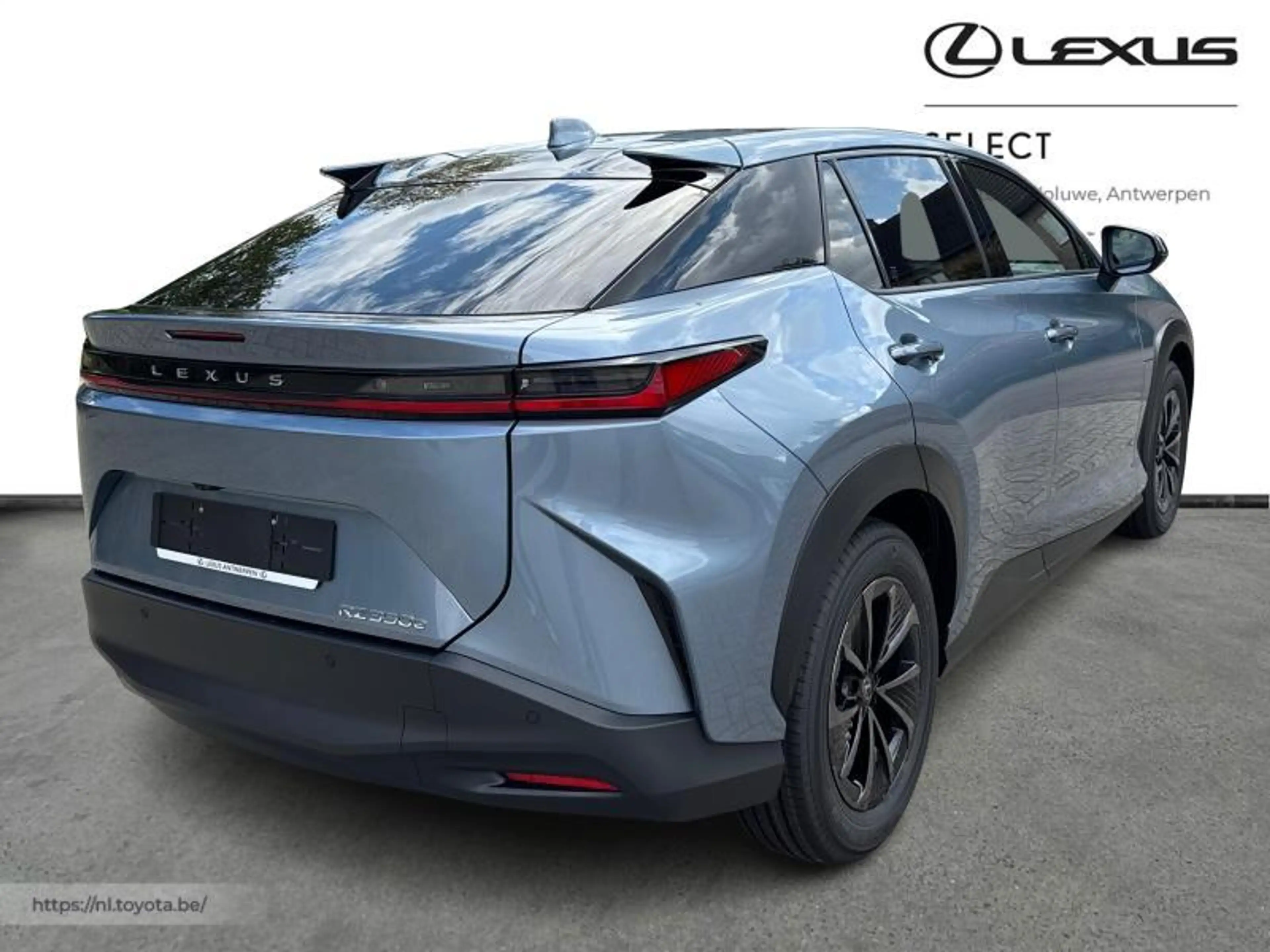 Lexus RZ Executive Line — photo 15