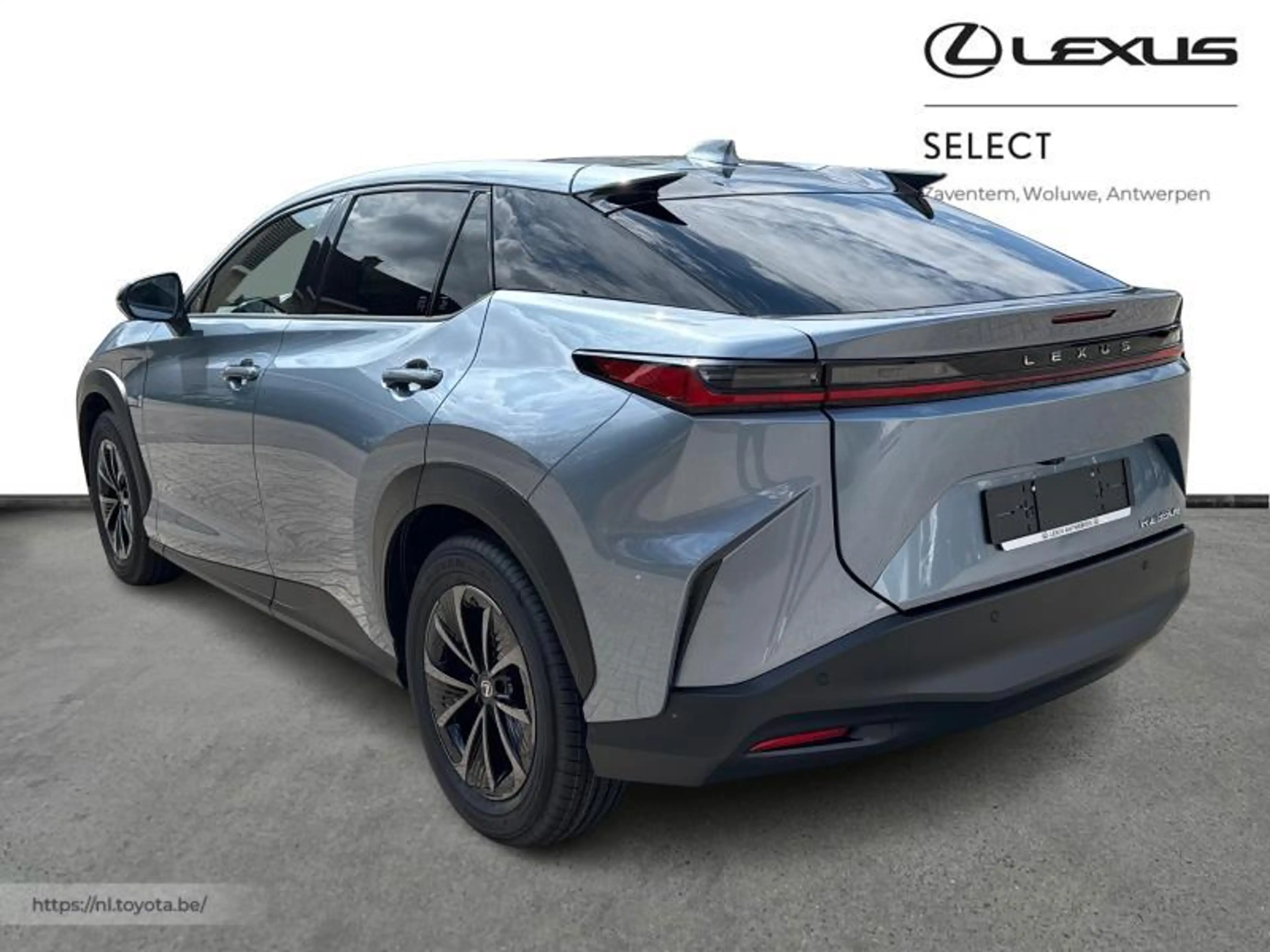 Lexus RZ Executive Line — photo 2