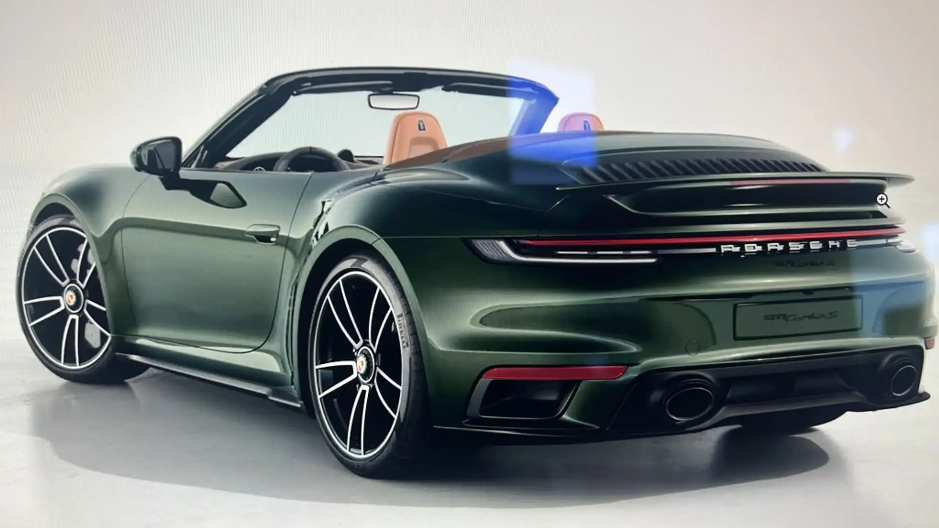 Porsche 992 Turbo S Cabriolet PDK Verde - 1