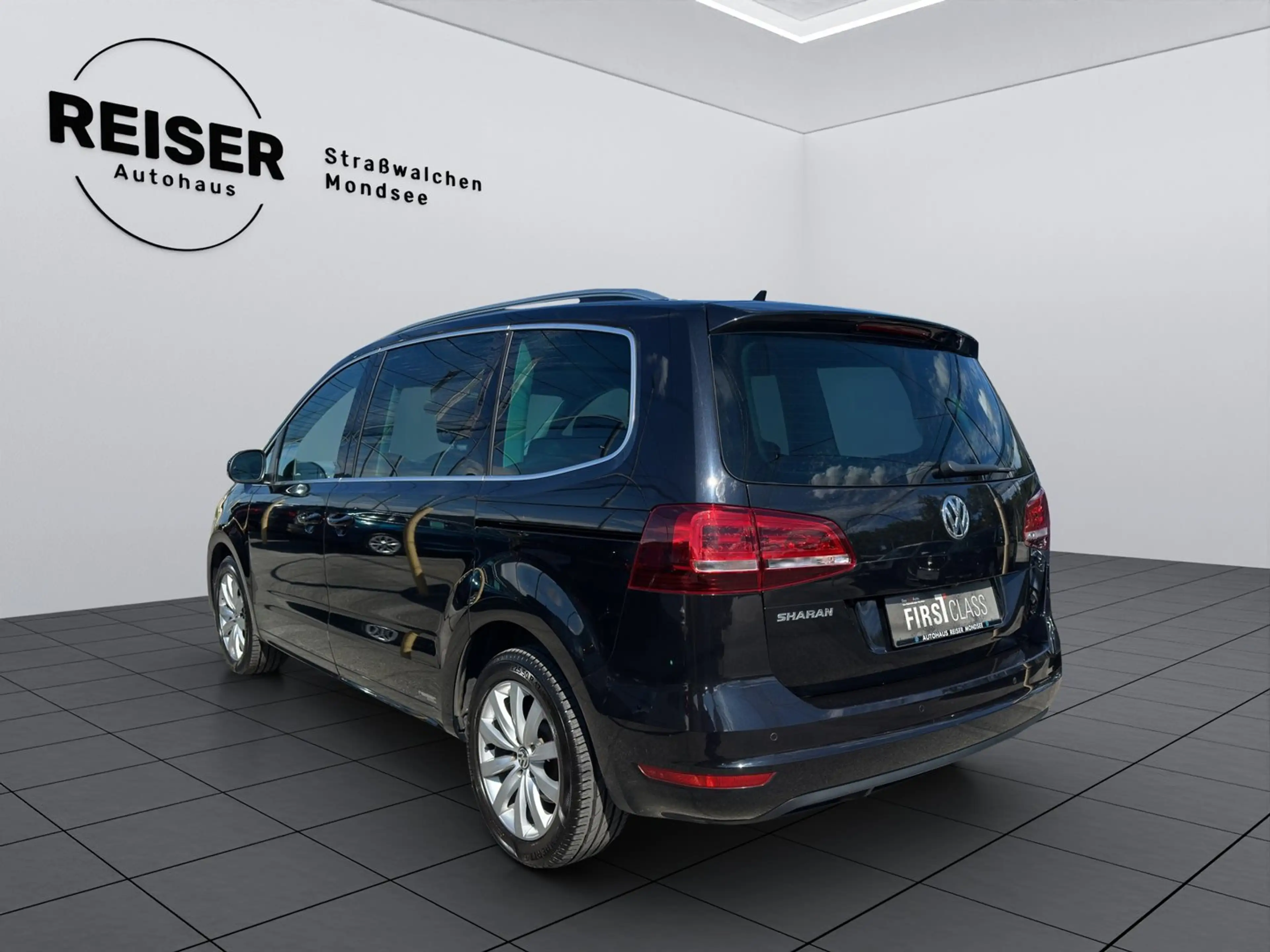 Volkswagen Sharan Business+ TDI SCR DSG 5-Sitzer — photo 3