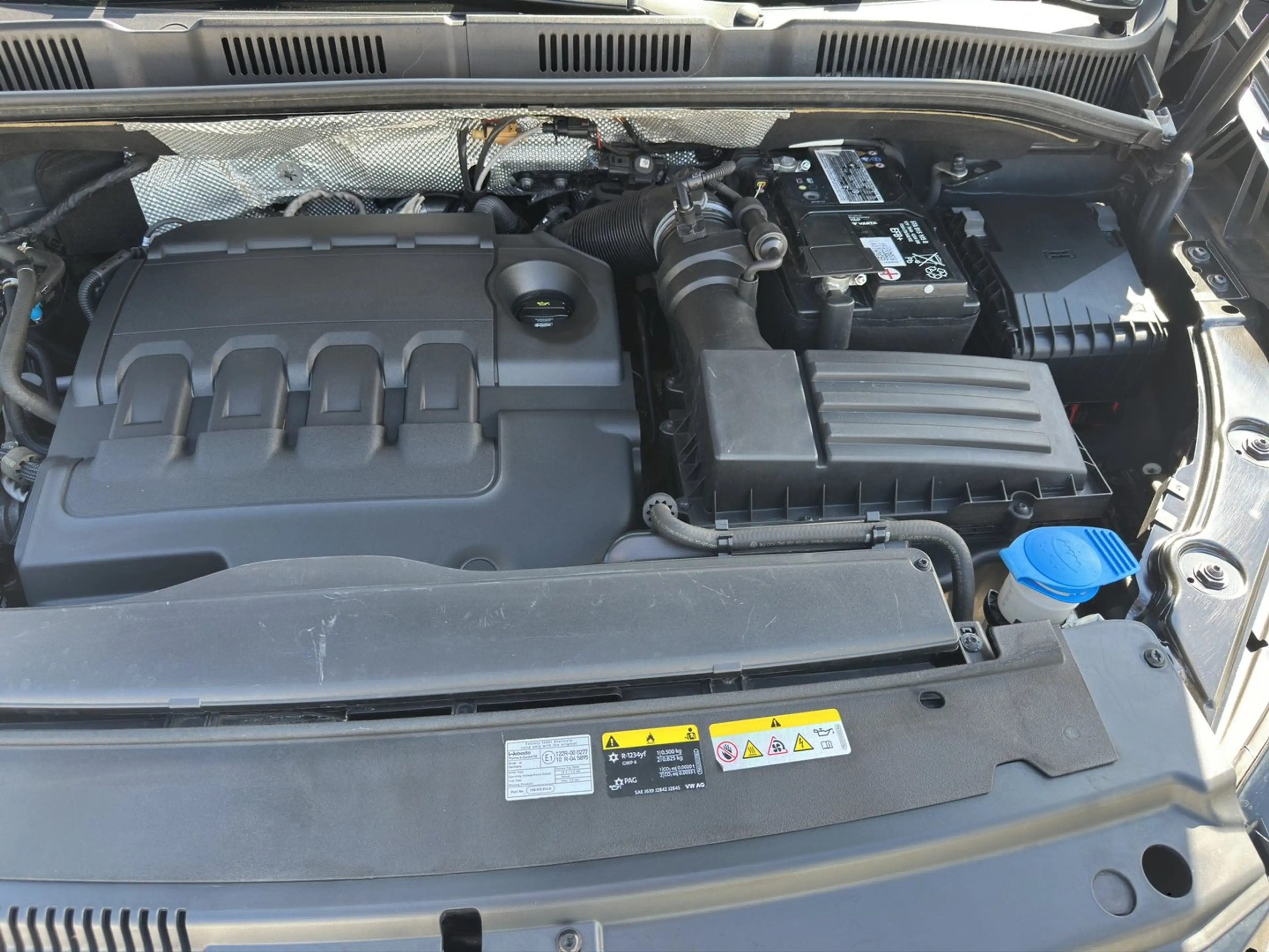 Volkswagen Sharan Business+ TDI SCR DSG 5-Sitzer — photo 11