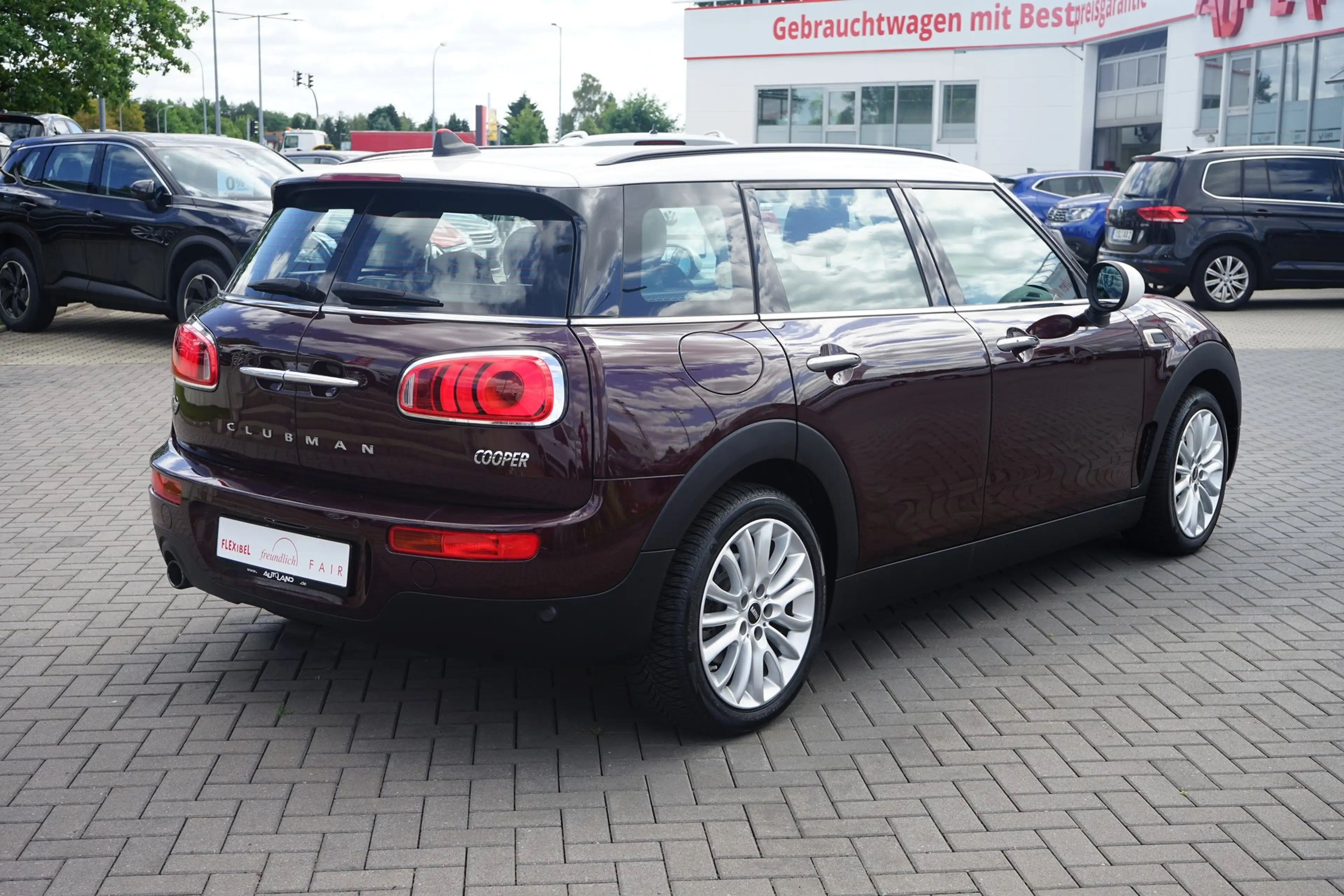 MINI Cooper Clubman 1.5 LED Navi Sitzheizung Tempomat — photo 6