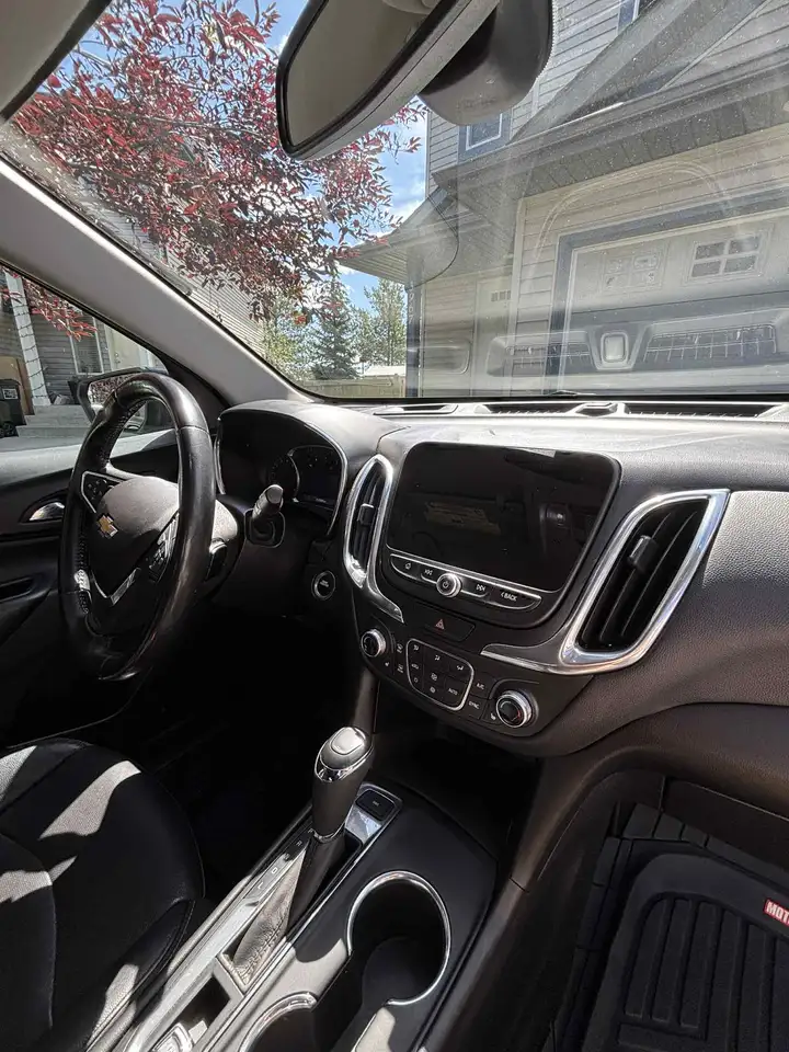 Chevrolet Equinox снимка Chevrolet Equinox
