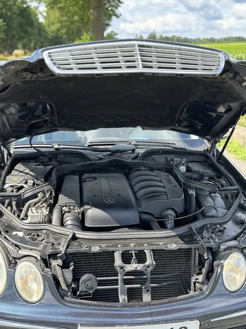 Mercedes-Benz E 220 CDI Automatik Elegance - 2