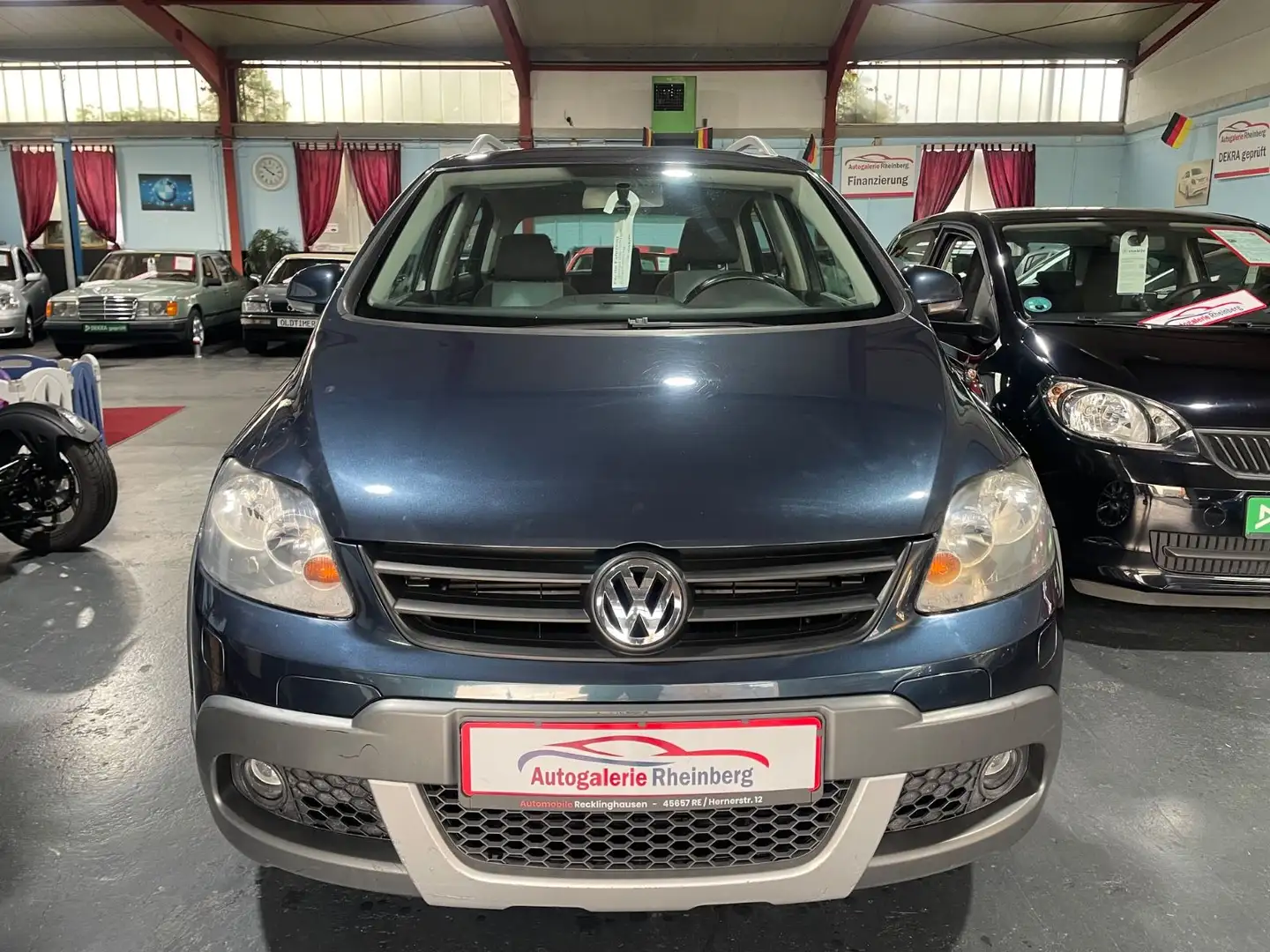 Volkswagen Golf Plus 1.9*AUTOMATIK*KLIMA*SHZ*AHK*PDC*TÜV NEU Blauw - 2