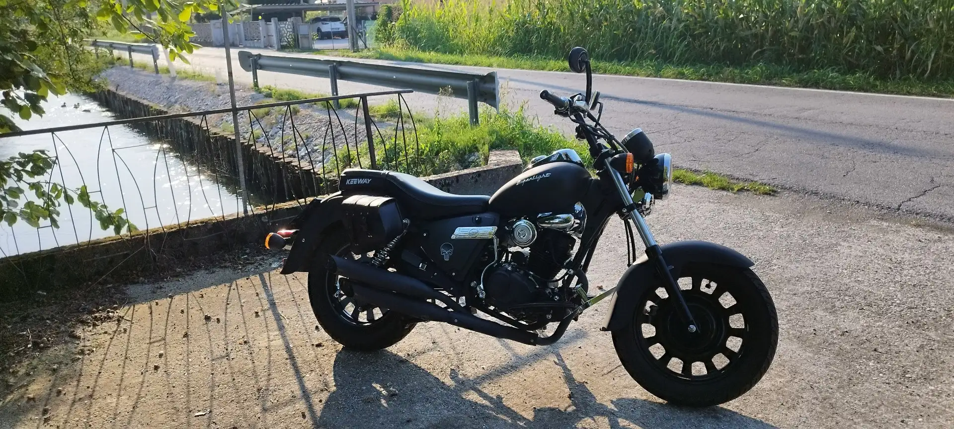 Keeway Superlight Schwarz - 1