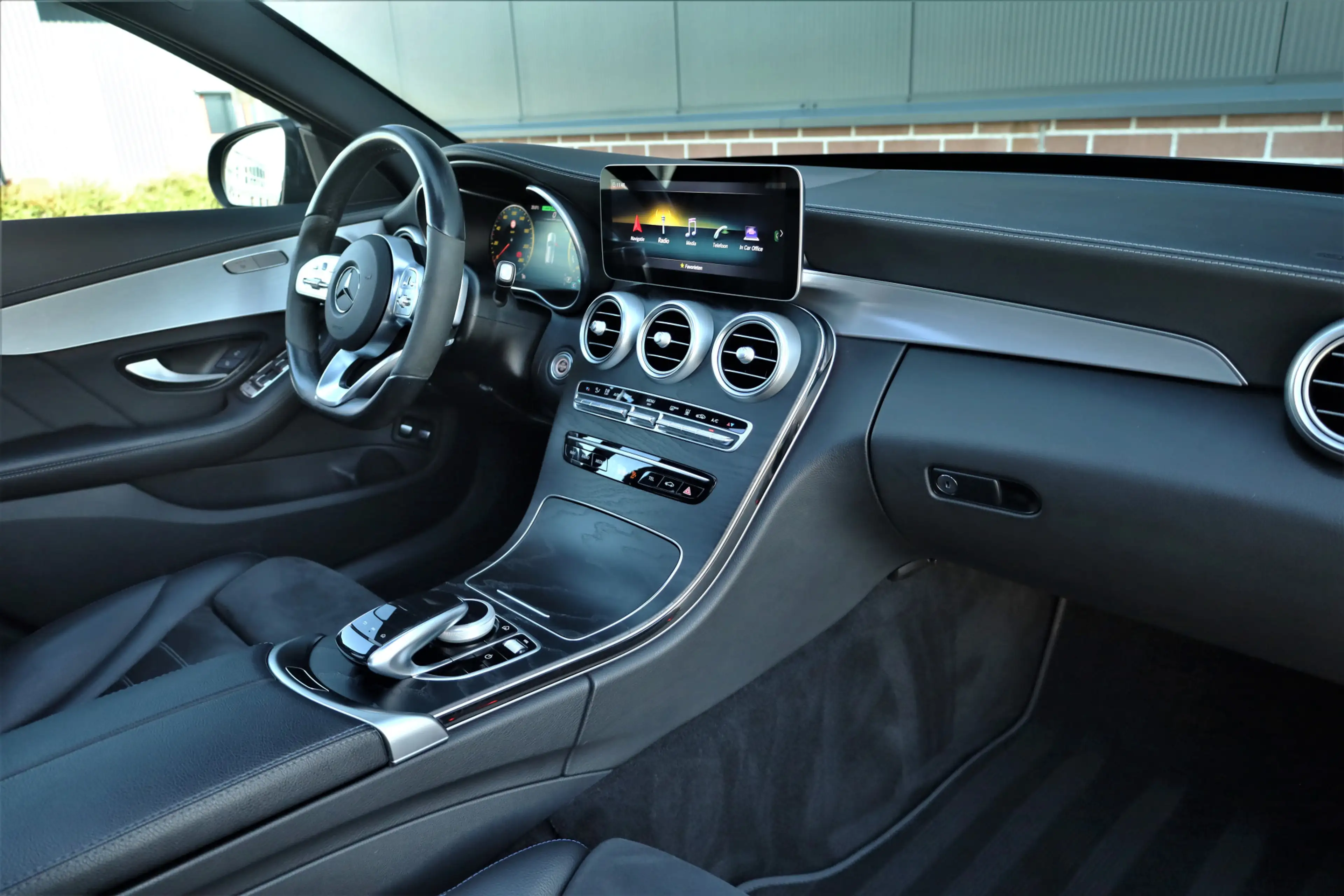 Mercedes-Benz C 300 Estate C e Business Solution AMG Limited BTW auto — photo 9