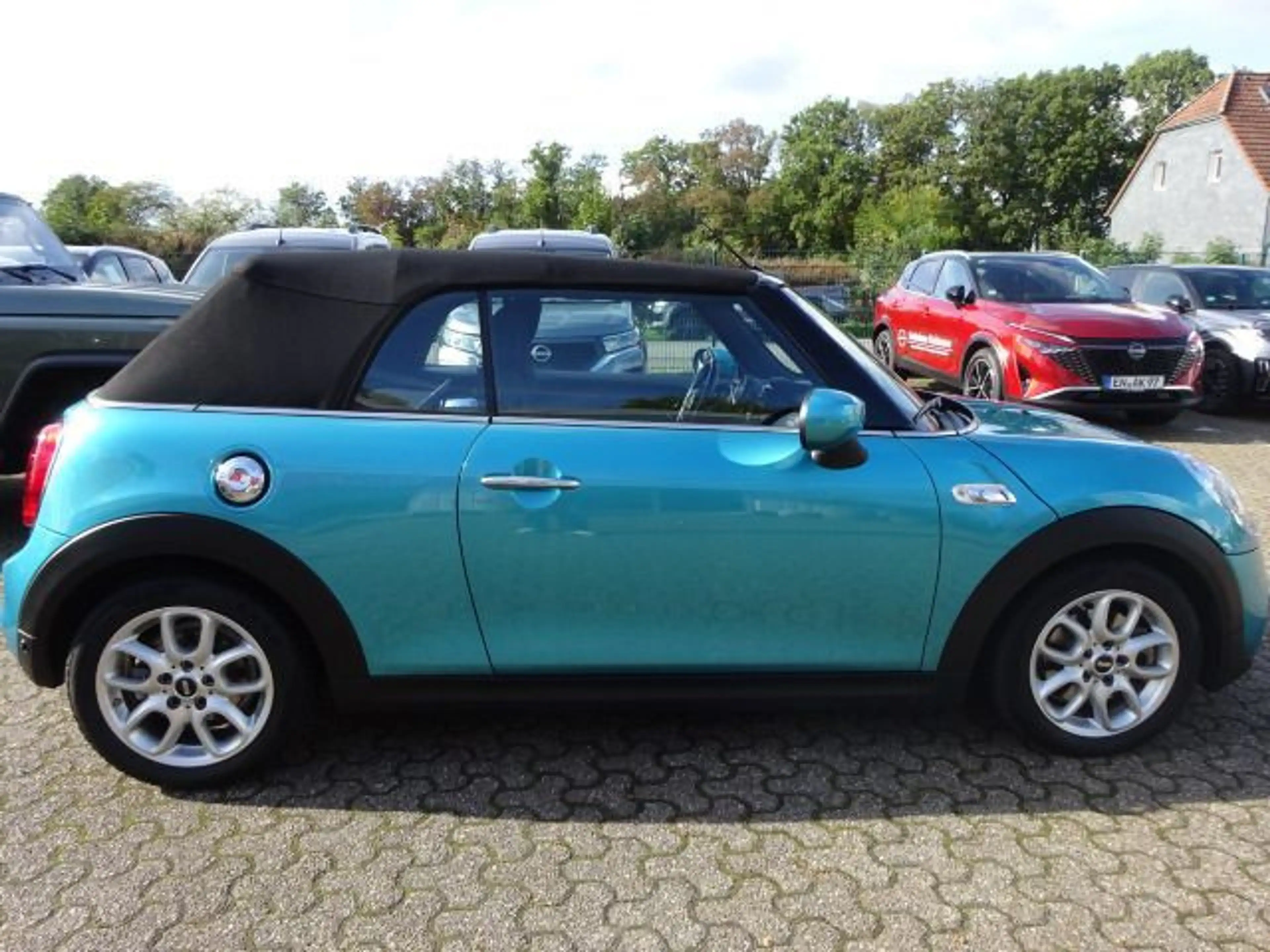 MINI Cooper S Cabrio PDC Radio BT — photo 4