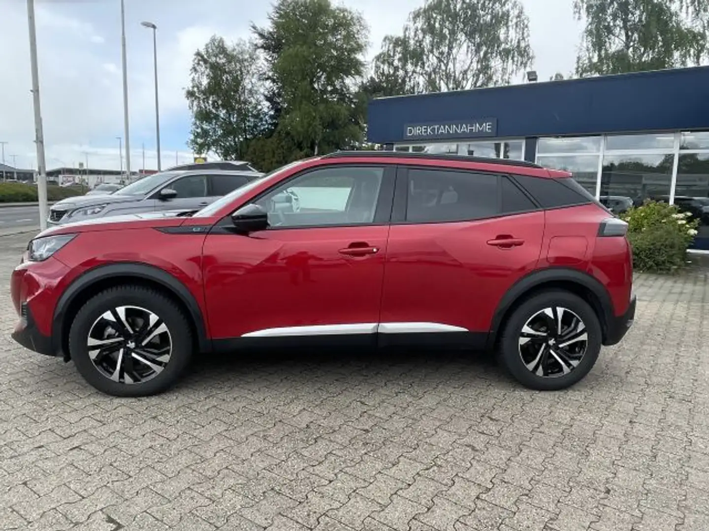 Peugeot 2008 Elektro Allure Pack Rouge - 2