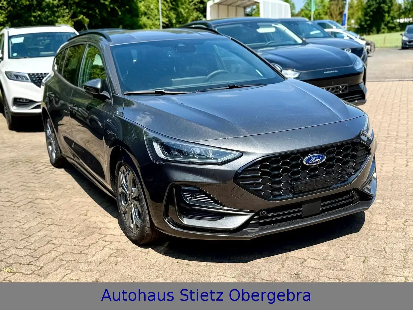 Ford Focus Turnier ST-Line X,LED,el.Heckklappe,Navi Grau - 1