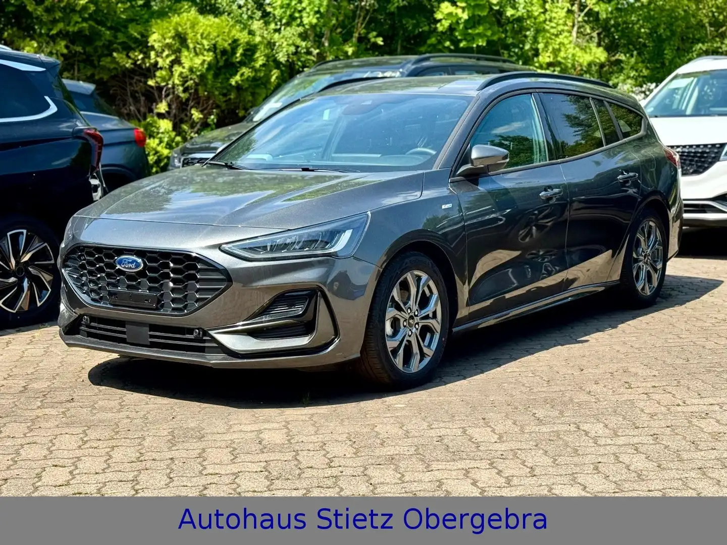 Ford Focus Turnier ST-Line X Gris - 1