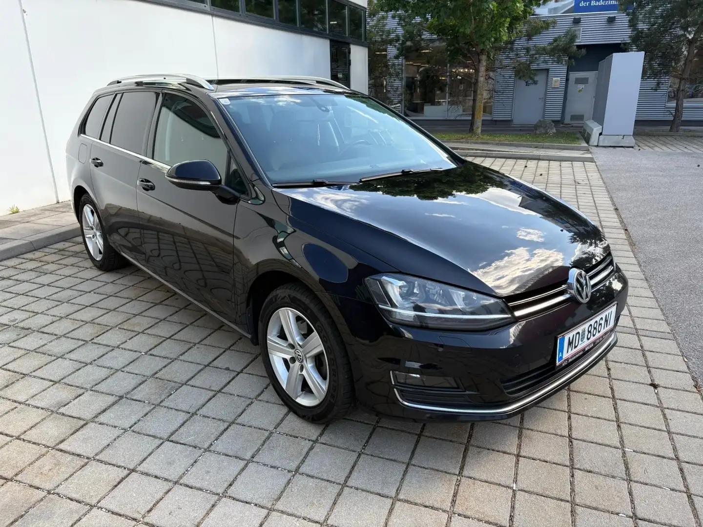 Volkswagen Golf Sky 1,6 BMT TDI DPF DSG - 1