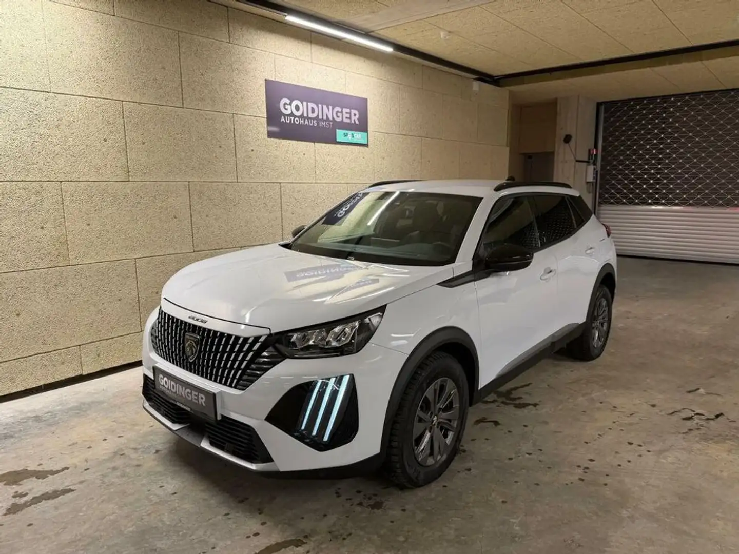 Peugeot 2008 Allure PT 100 ''1. Besitz'' Weiß - 1