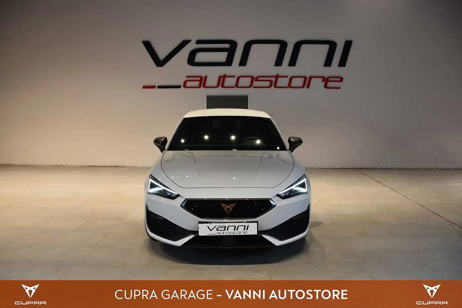 CUPRA Leon 1.5 Hybrid 150 CV DSG Bianco - 2