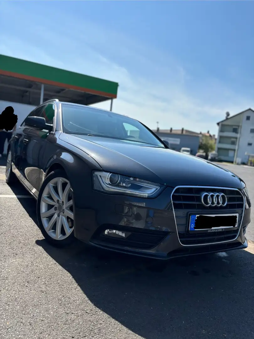 Audi A4 Ambition 3.0 TDI V6 Grau - 1